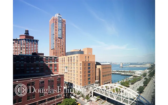 Rented by Douglas Elliman | media 26