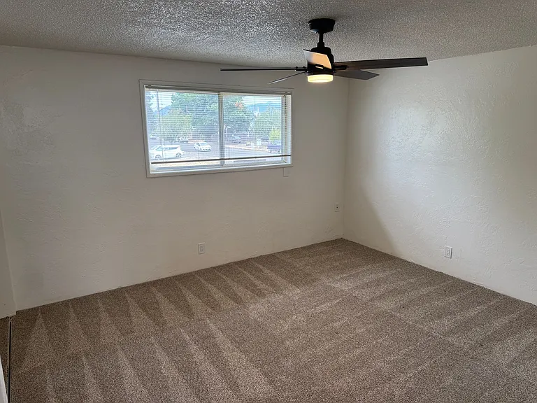 4095 Southway Loop — Photo 15