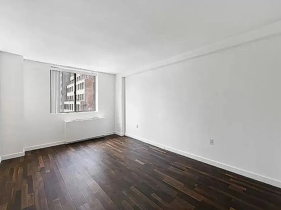 4th image of 184 Lexington Ave APT 13F