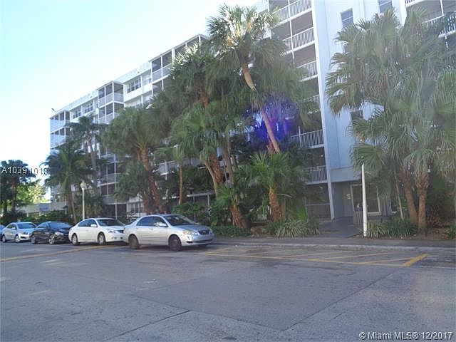 1st image of 700 NW 214th St APT 710