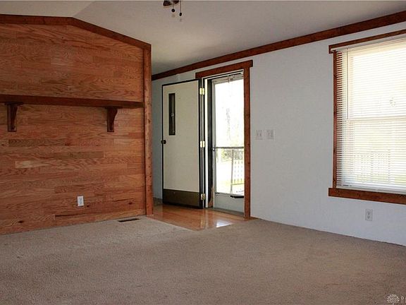 5th image of 3427 Christina Dr