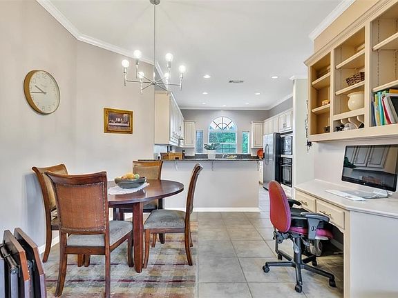 4th image of 1524 Registry Dr