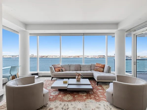 22 Liberty Dr Unit 8F, Boston, MA 02210