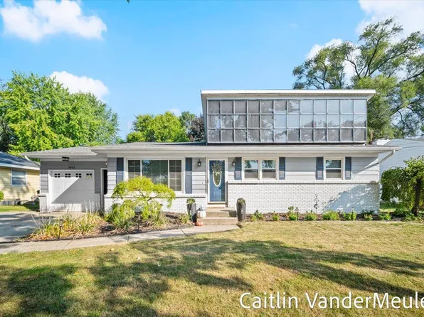 3963 41st St SW, Grandville, MI 49418