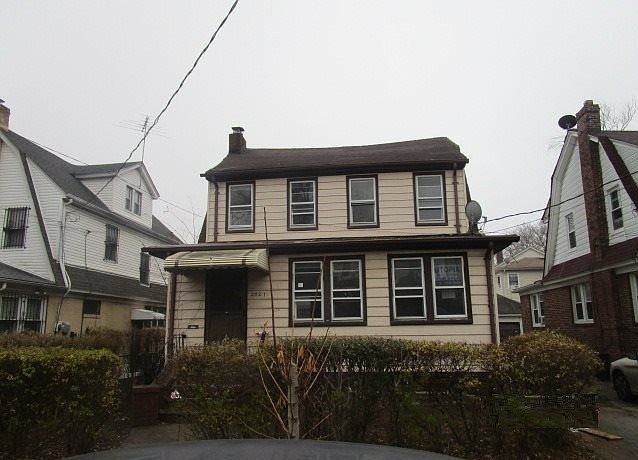 2nd image of 202-12 100th Ave #01