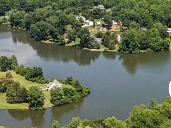 5th image of 2214 Overlook Rd