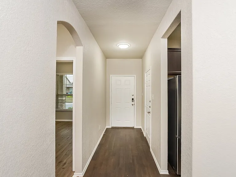 5934 Ivans Farm — Photo 3