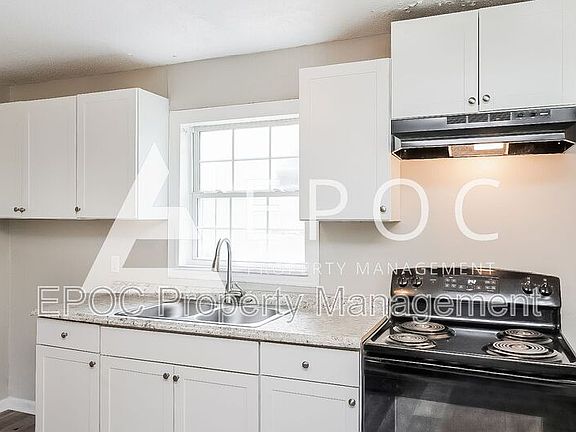 5th image of 1400 Bellevue St