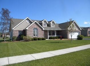 6012 Dorothy Ln, Roscoe, IL 61073