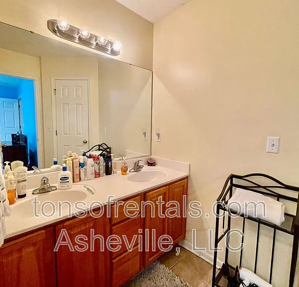 51 Yorktown Cir — Photo 31