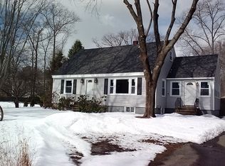 15 Portsmouth Rd, Amesbury, MA 01913