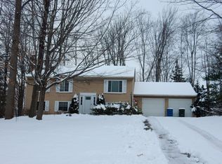 1089 Brookpoint Dr, Macedonia, OH 44056