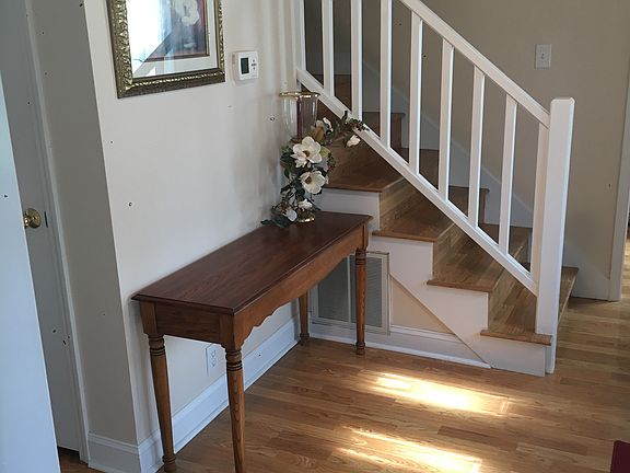 3rd image of 2325 Johnna Ln