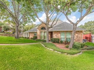 805 Mayfair Hill Ct, Bedford, TX 76021