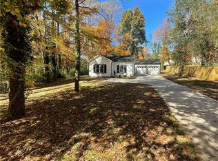 722 Princess Rd, Greensboro, NC 27455