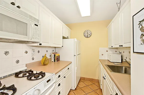 Sold by Douglas Elliman | media 9