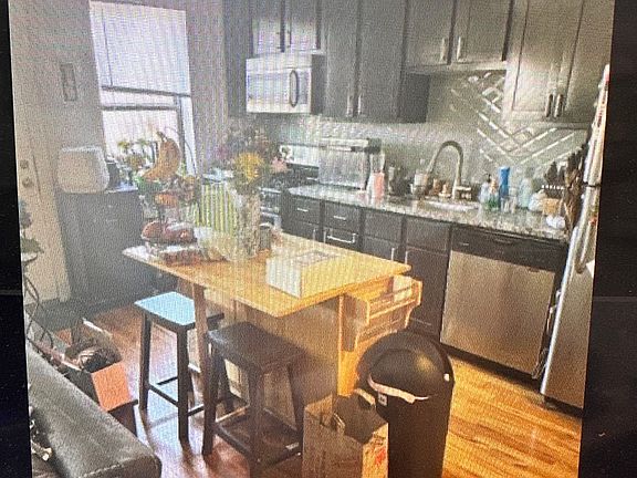 5th image of 4927-29 N Winthrop Ave #2S