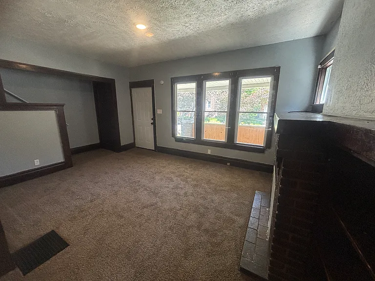 246 Wildwood Ave — Photo 4