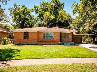 604 Calyx Cir, Dallas, TX 75216