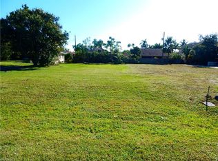 574 94th Ave N LOT 44, Naples, FL 34108