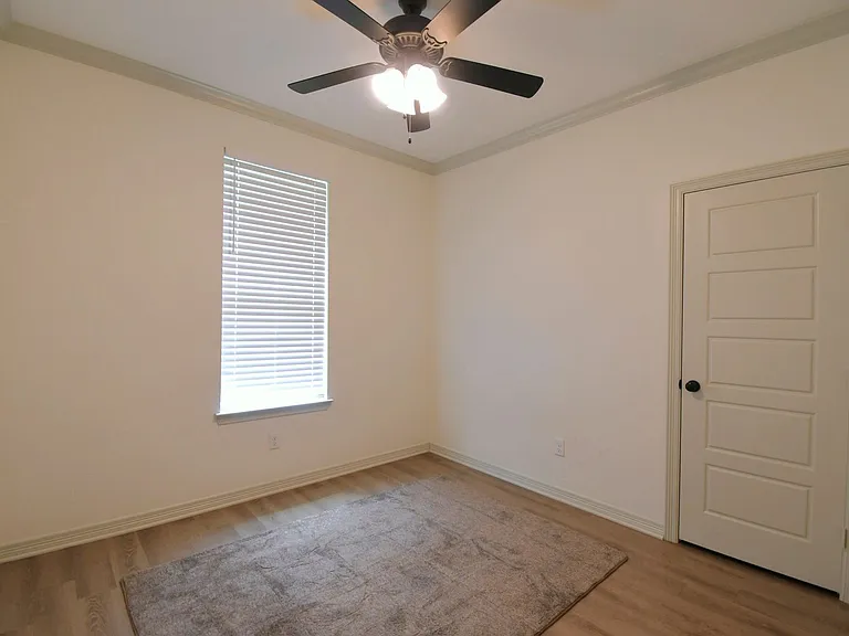 1692 Alamo Xing — Photo 8
