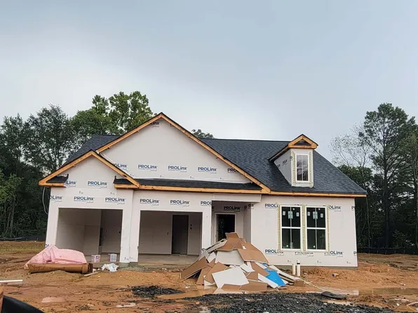 128 Royal Tern Ln, Warner Robins, GA 31093