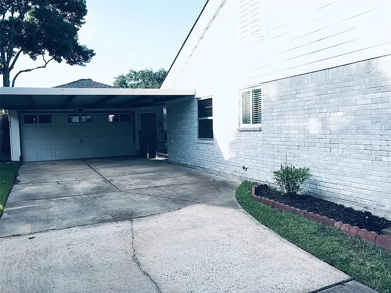 3110 Springhill Dr — Photo 42