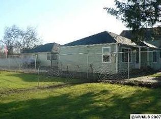922 Park Ave NE, Salem, OR 97301