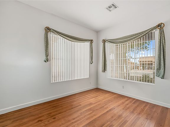 5th image of 2246 Brookfield Drive
