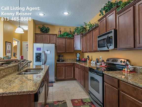 4th image of 10725 Carloway Hills Dr