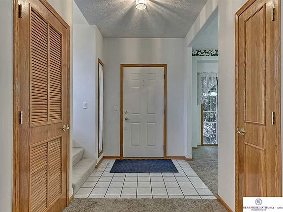 3rd image of 15219 Gertrude St