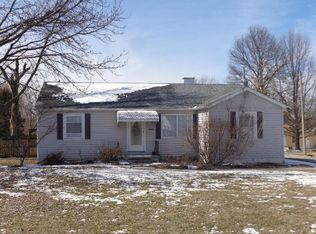 8549 Triple Lakes Rd, Dupo, IL 62239