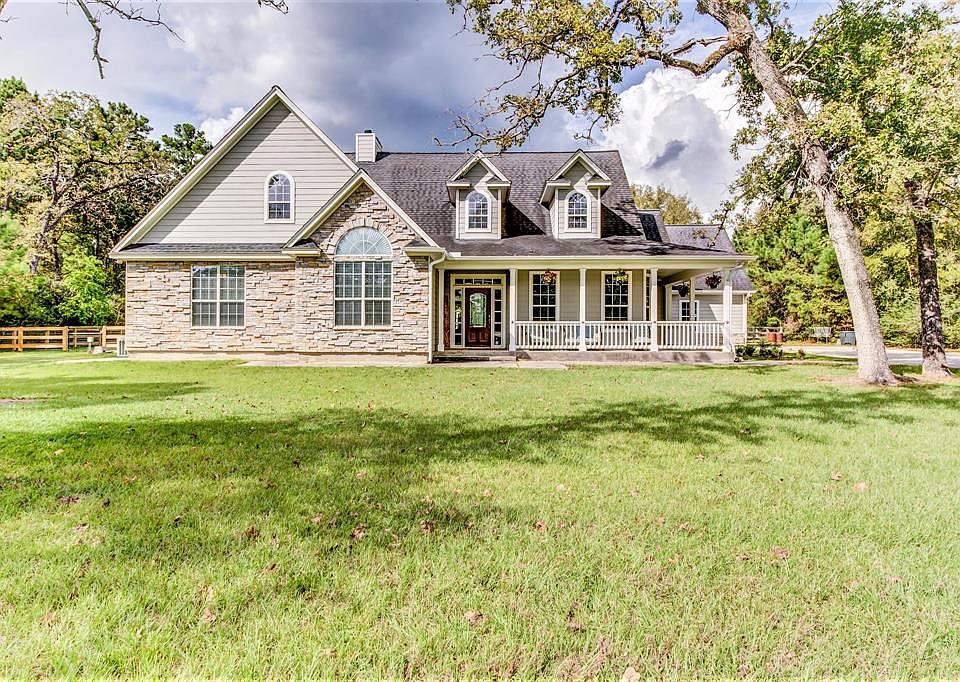 1st image of 30618 N Holly Oaks Cir