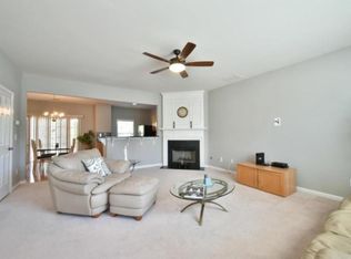 1071 Prestwyck Ct, Alpharetta, GA 30004