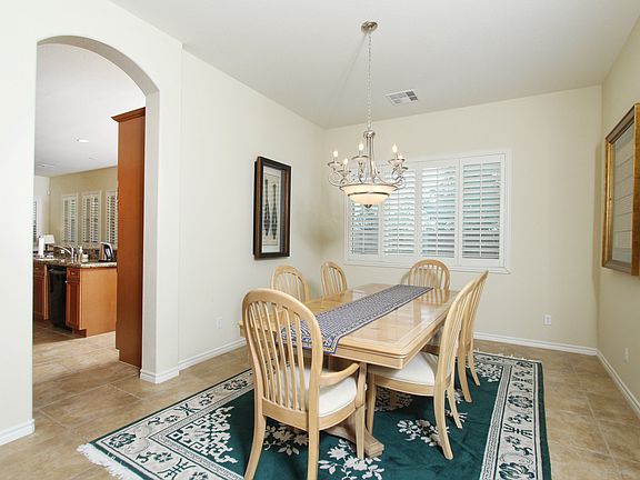 4th image of 5568 Holcomb Bridge Ct