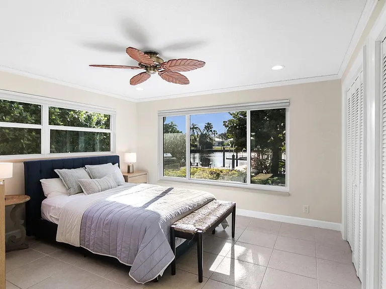 1282 SW Pelican Cres — Photo 19