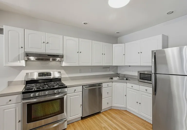 1418 Decatur St — Photo 5