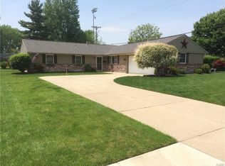 4701 Renwood Dr, Dayton, OH 45429
