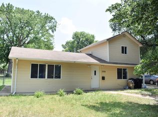 1016 N Walts Ave, Sioux Falls, SD 57104