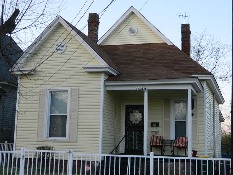 2nd image of 1023 W 13th St