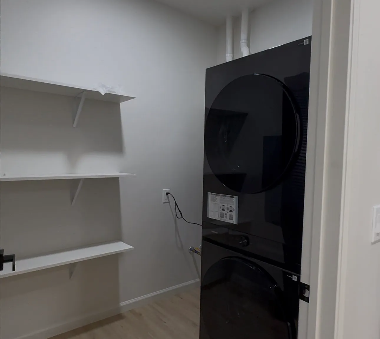 1 bed, 600 sqft, $2,000 — Photo 2