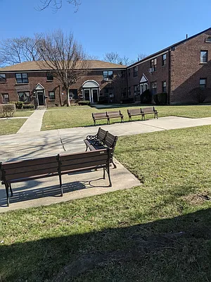 Sold by Benjamin Realty Since 1980 | media 3