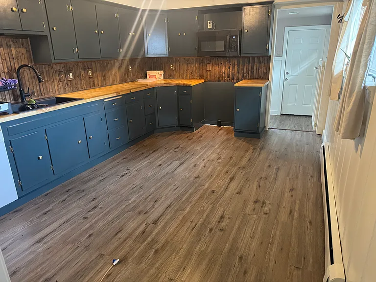 Not pictures is a brand new electric stove/oven