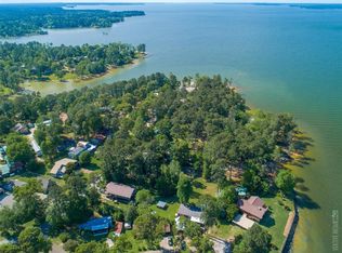 419 Lakewood Dr, Jasper, TX 75951