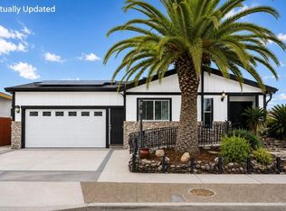 9535 Lakeview Dr, La Mesa, CA 91942