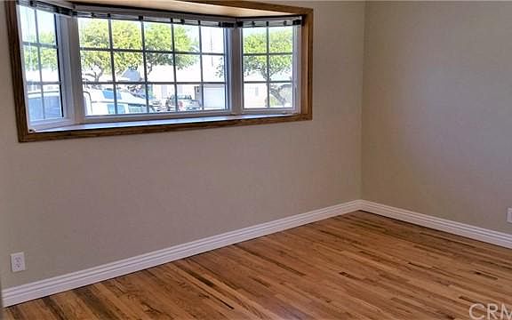 5th image of 4714 Greenmeadows Ave