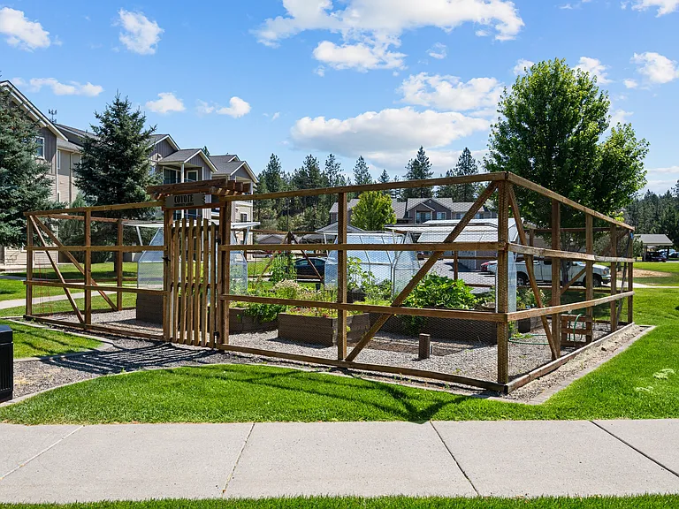 Pea-Patch Gardens and Greenhouses