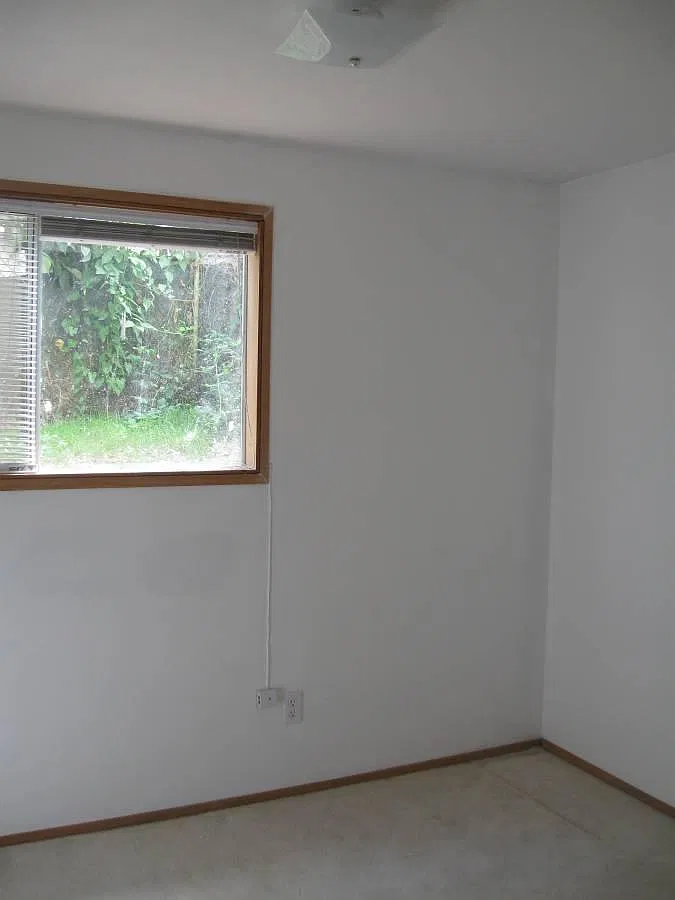 1 bed, 90 sqft, $695 — Photo 2