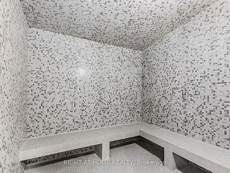 320 Richmond St E #603 — Photo 14