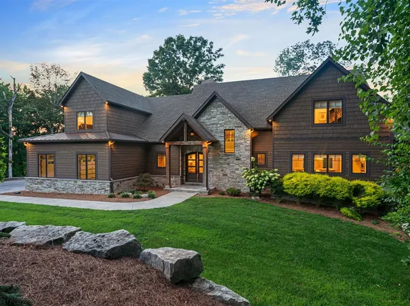 428 Lake Ridge Rd, Scottsville, KY 42164